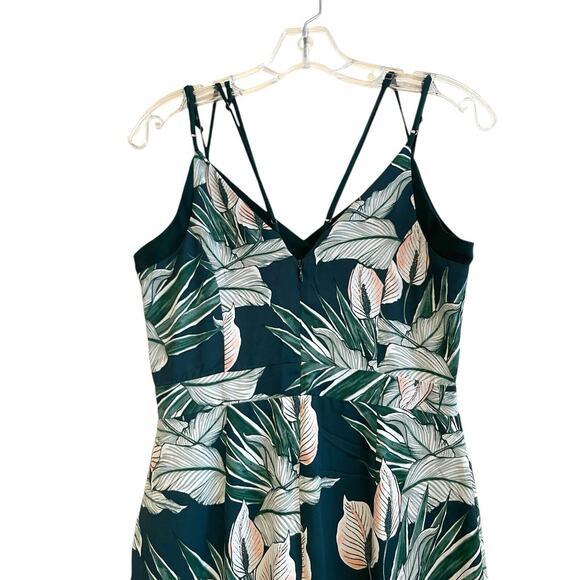 Adelyn Rae Nissa Floral Jumpsuit Women Size Small Green Tropical Floral Romper - Picture 5 of 11